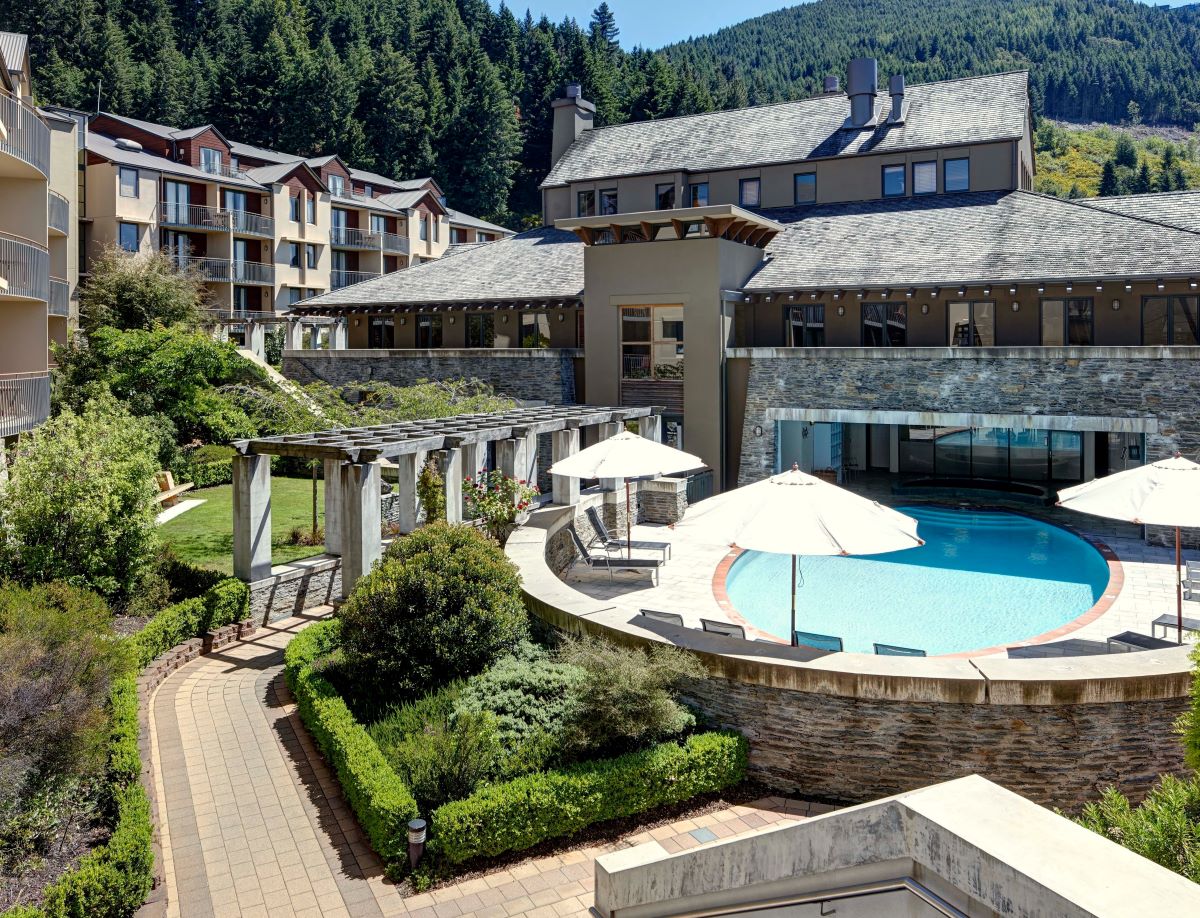 Rendezvous Heritage's view of their outdoor pool.